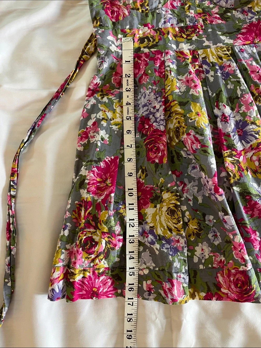 Forever 21 Pink, Yellow & Green Floral Smocked Dress on Gray‎
